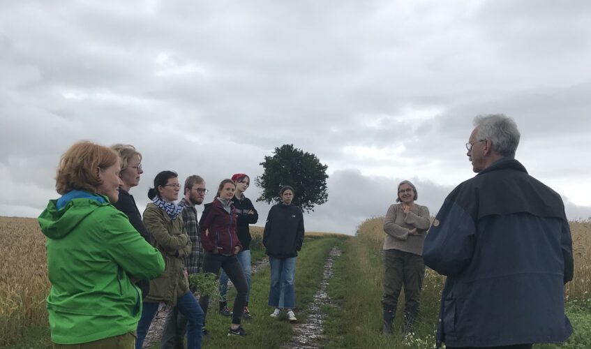 Vegan und regional - Bundestagsabgeordnete Tabea Rößner zu Besuch im Kreis Donnersberg Bild vlnr: Lisett Stuppy, Tabea Rößner - Rest Mitglieder KV Donnersberg Copyright Tabea Rößner