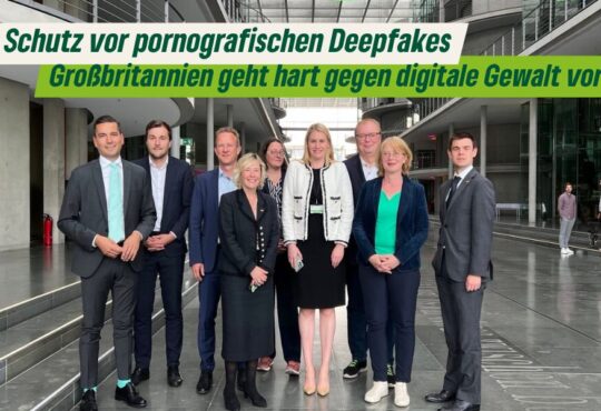 Besuch der britischen IPU am 11.9.24 Teilnehmer:innen v.l.n.r: Nicolas Zippelius, Johannes Schätzl, Maik Außendorf, Julie Smith, Barbara Benkstein, Owen of Alderley Edge, Dr. Volker Redder, Tabea Rößner, Phil Brickell (Copyright Tabea Rößner)