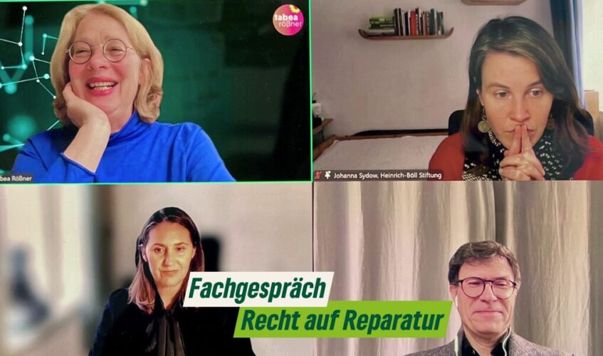 Screenshot vom Fachgespräch zum Recht auf Reparatur. Oben v.r.n.l. Tabea Rößner und Johanna Sydow, Vorstand Runder Tisch Reparatur & Referentin Internationale Umweltpolitik HBS Unten v.r.n.l. Carine Chardon, ZVEI e.V. Verband der Elektro- und Digitalindustrie und Jakob Groß, Referat T I 3 Nachhaltiger Konsum, Produktbezogener Umweltschutz,